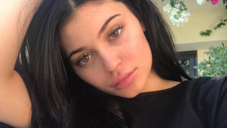 Instant Volume Eyelashes How To Quickly Have It