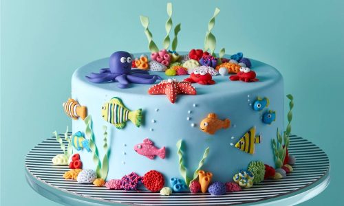 Why Customized Birthday Cakes Steal the Spotlight for Your Kid’s Celebration
